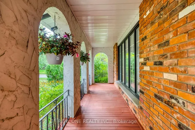 Additional image 4 of 2201 All Saints Cres