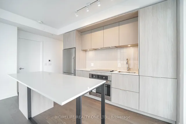 Additional image 36 of 130 River St Unit 2002