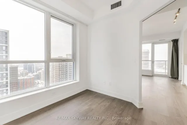 Additional image 37 of 5 Mabelle Ave Unit 3233