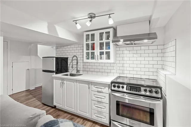 Additional image 34 of 11 Albani St