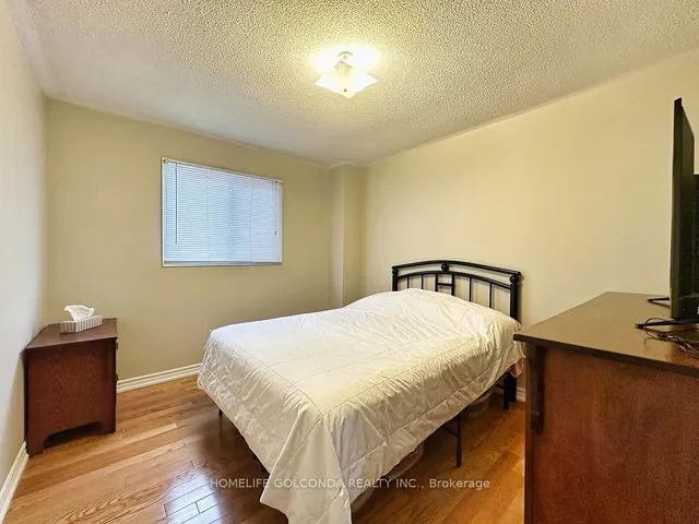 Additional image 25 of 31 Whiteway Crt