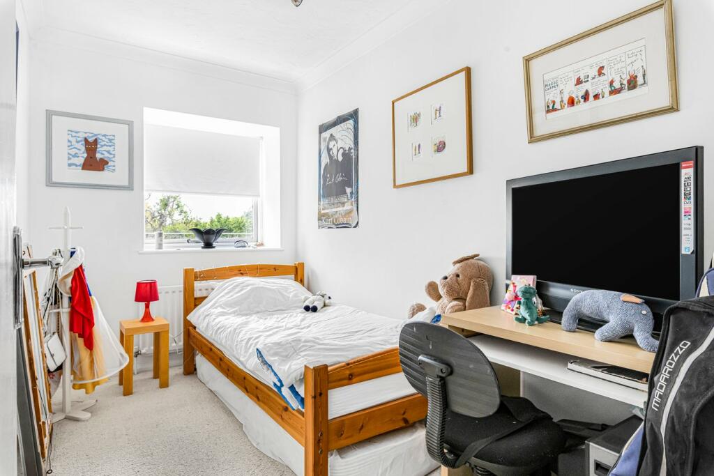 Additional image 8 of Bromley Road, Beckenham, BR3