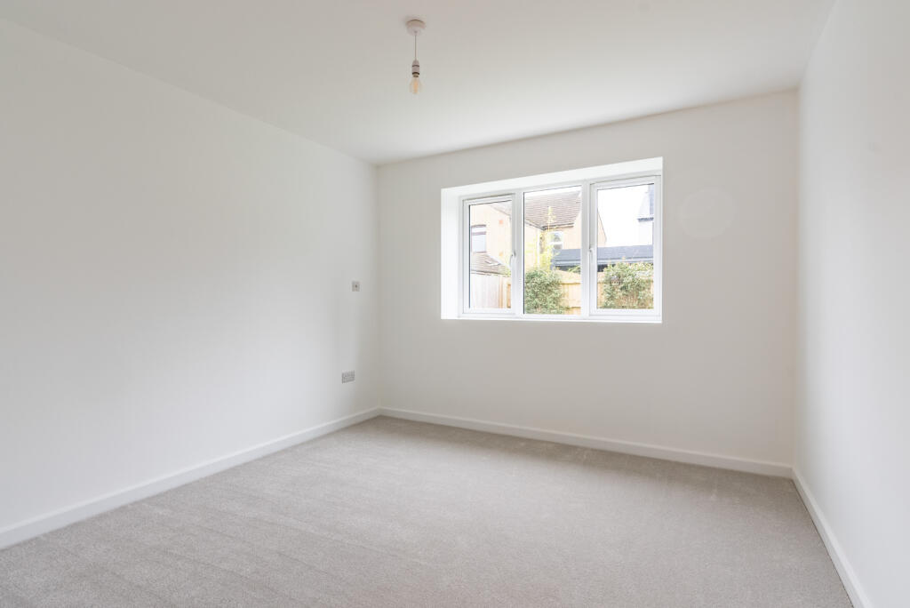 Additional image 8 of Fontmell Close, St. Albans, Hertfordshire, AL3