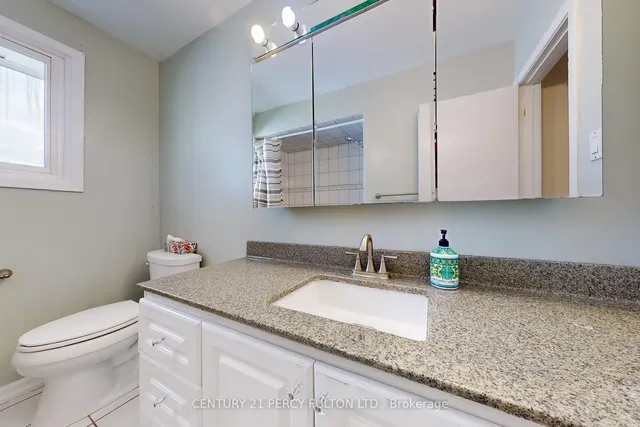 Additional image 32 of 3284 Lonefeather Cres