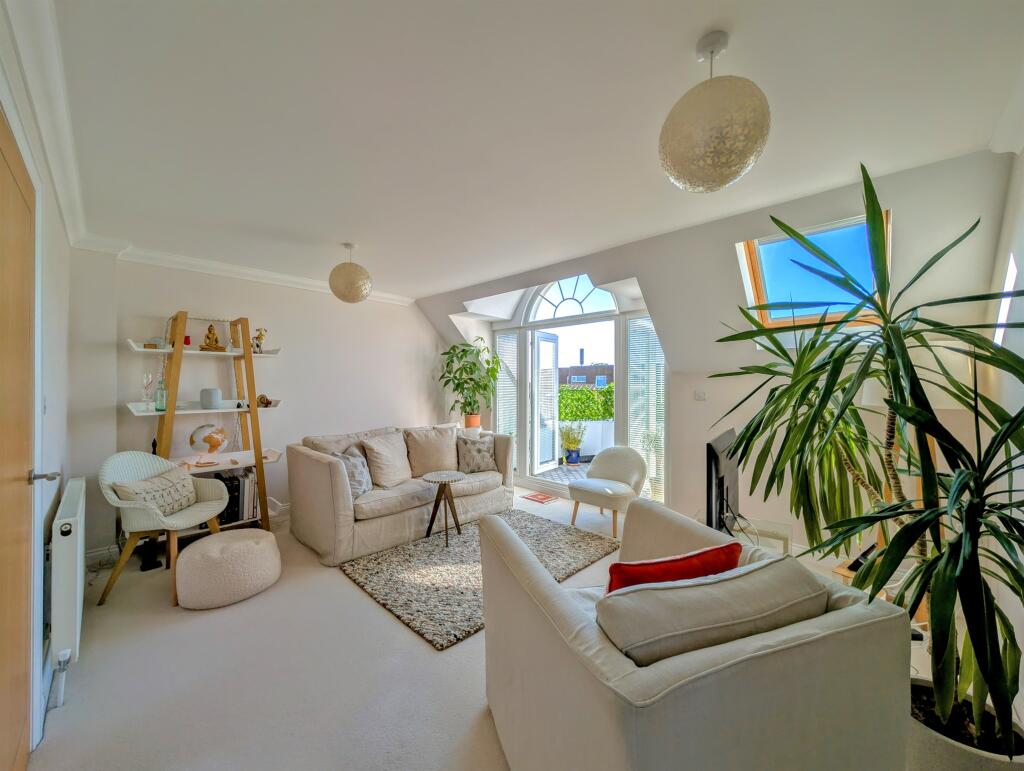 Additional image 22 of Wallace Avenue, Worthing