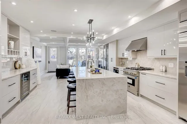 Additional image 16 of 94 Lake Cres