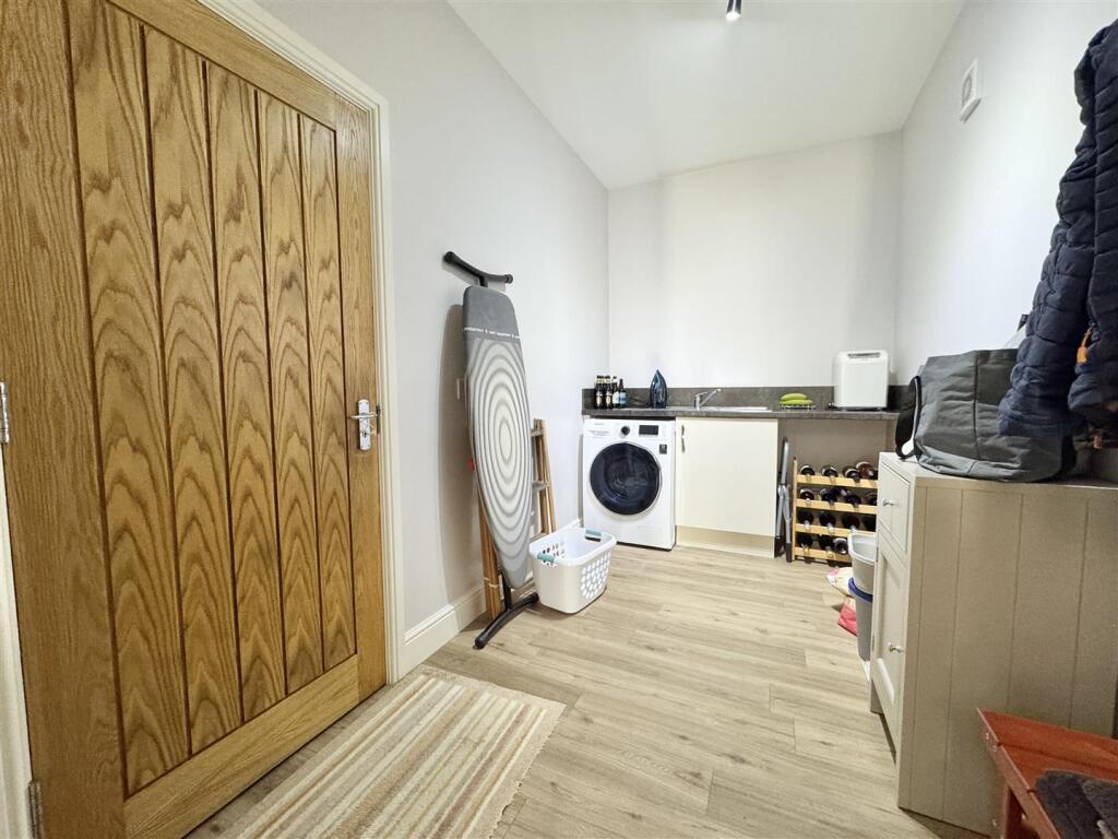 Additional image 8 of Boltongate