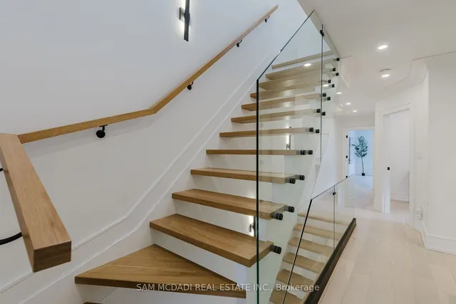 Additional image 28 of 129 Beaconsfield Ave