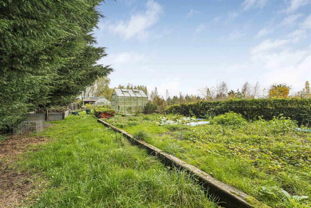 Additional image 31 of The Avenue, Madingley