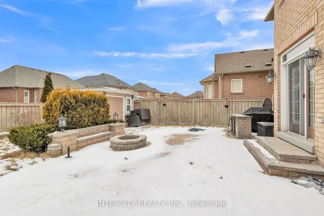 Additional image 38 of 22 Pasadena Ave