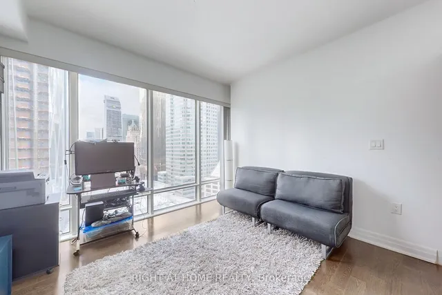 Additional image 19 of 8 The Esplanade St Unit 1802