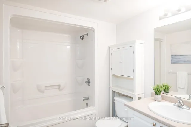 Additional image 17 of 1340 Main St Unit 208