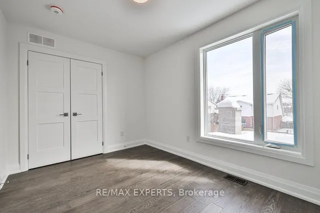 Additional image 20 of 2154 Walker's Line