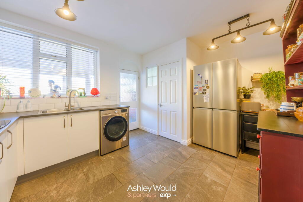 Additional image 12 of Bromsgrove Road, Hunnington, Halesowen, B62 0JL