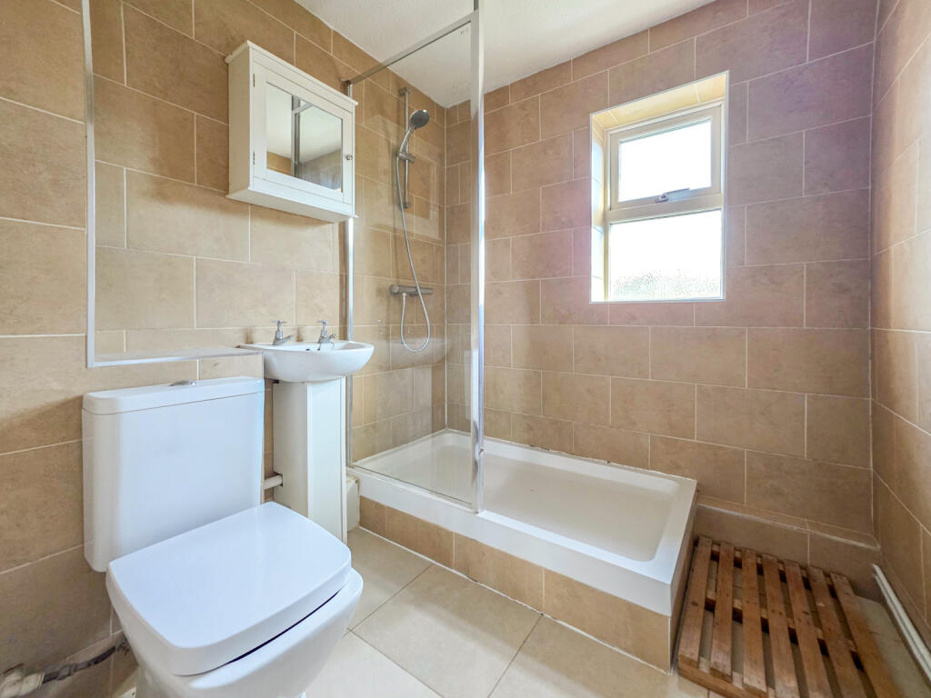 Additional image 8 of Brecken Close, St. Albans, Hertfordshire, AL4