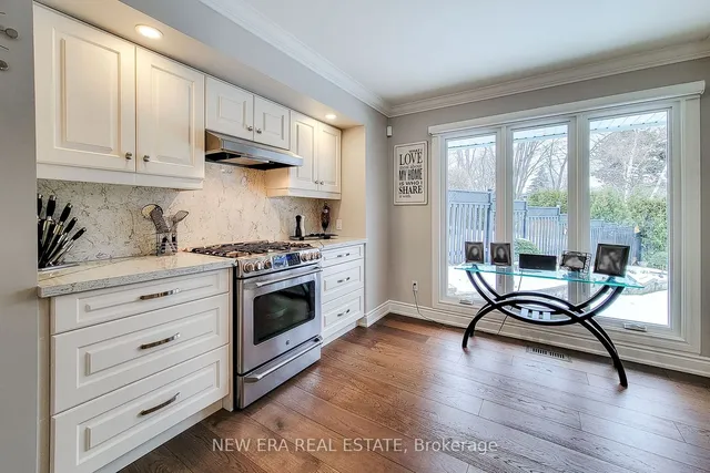 Additional image 15 of 2119 Agincourt Cres