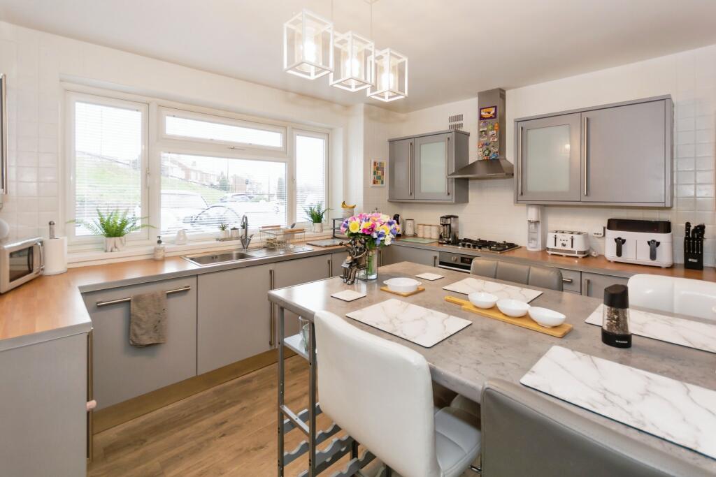 Primary image of Lincoln Road North, West Midlands, B27