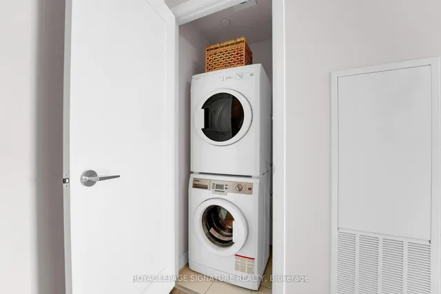 Additional image 29 of 27 Bathurst St Unit 406