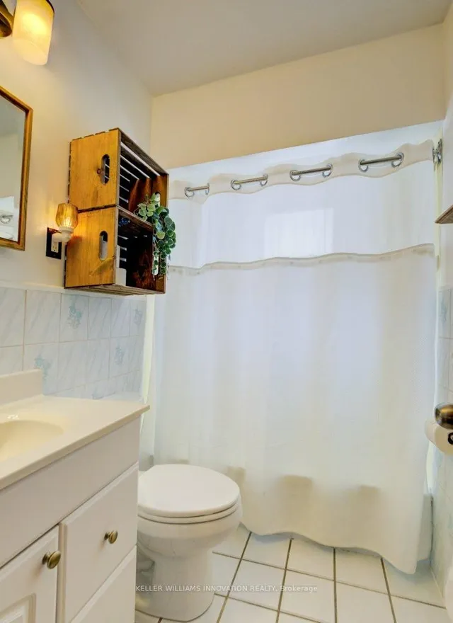 Additional image 36 of 11 Harber Ave