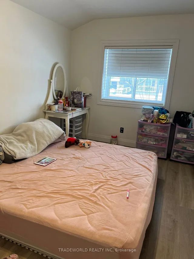 Additional image 8 of 25 Secroft Cres