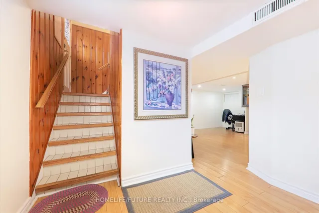 Additional image 21 of 53 Applefield Dr