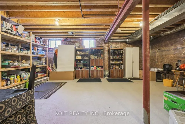 Additional image 37 of 40 Military Cres