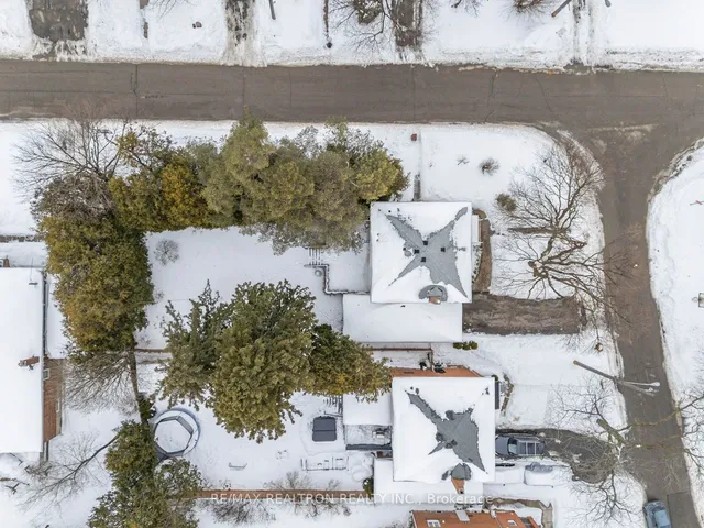 Additional image 39 of 28 Graymar Ave