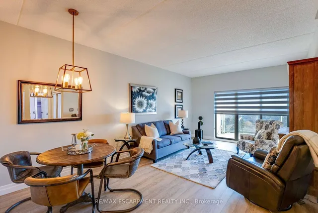 Additional image 29 of 2075 AMHERST HEIGHTS Dr Unit 402
