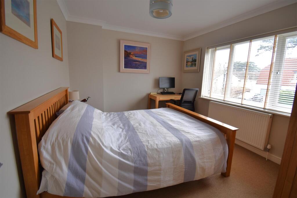 Additional image 20 of Attractive Detached Home In Popular Stoke Bishop Location