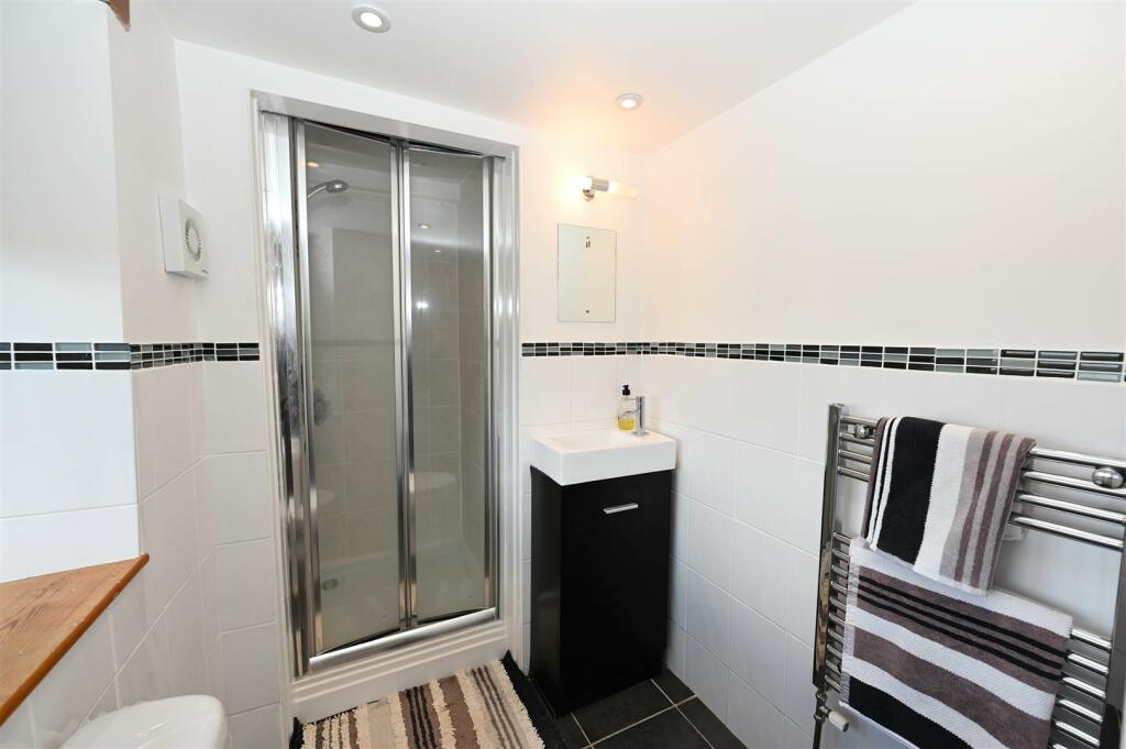 Additional image 15 of Gayles, Richmond