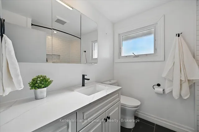 Additional image 19 of 2126 Parkway Dr