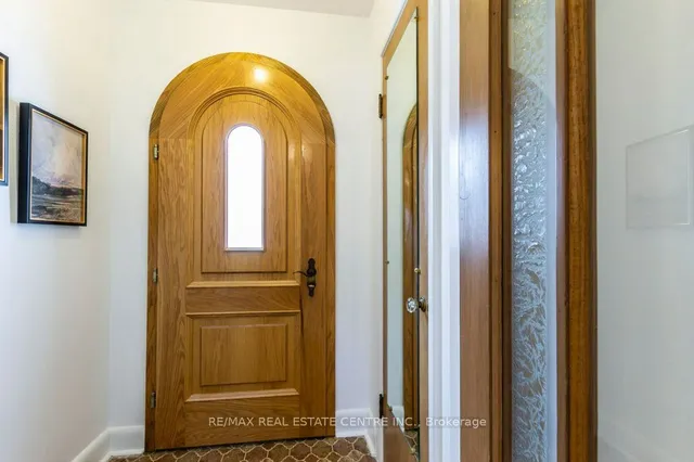 Additional image 4 of 12 Mckenzie Ave