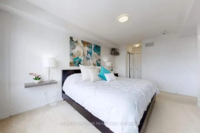 Additional image 12 of 418 Athabasca Common