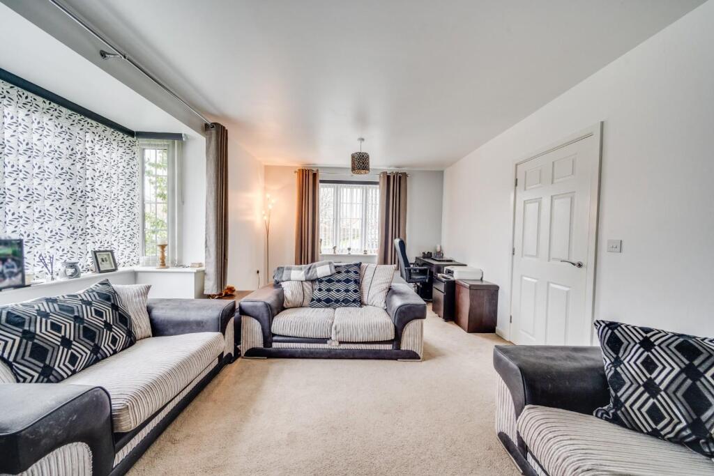 Additional image 15 of Family home in Yatton's popular Chestnut Park