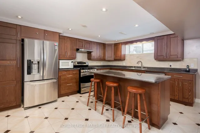 Additional image 25 of 31 Marlington Cres