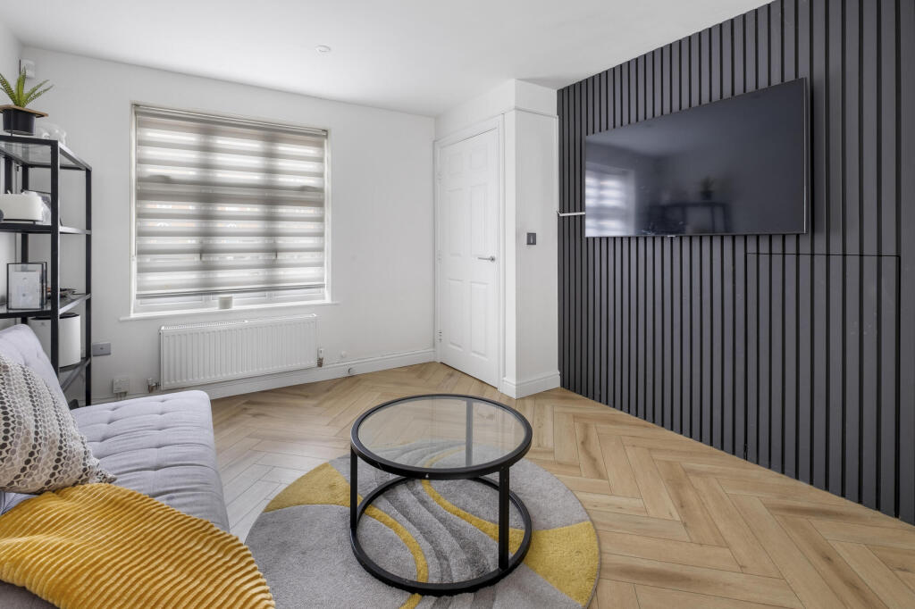 Additional image 8 of Iron Way, Bromsgrove. B60