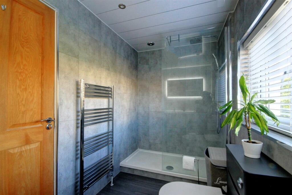 Additional image 12 of Green Howards Road, Richmond