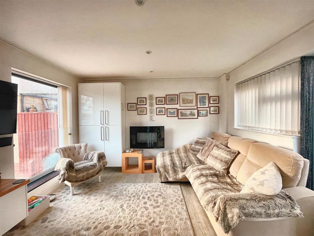 Additional image 19 of Appletree Court, Worle, Weston super Mare