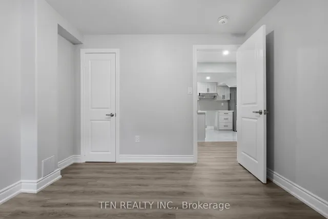 Additional image 29 of 541 Kennedy Circ