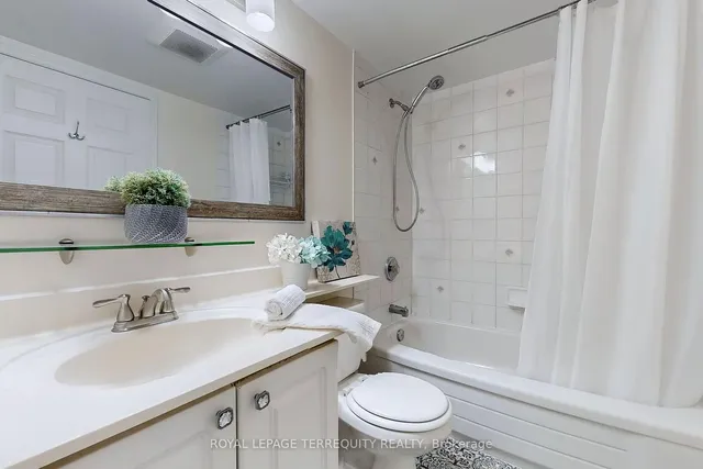 Additional image 32 of 18 Pemberton Ave Unit PH00