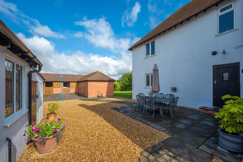 Additional image 26 of Stratford Road, Cranhill