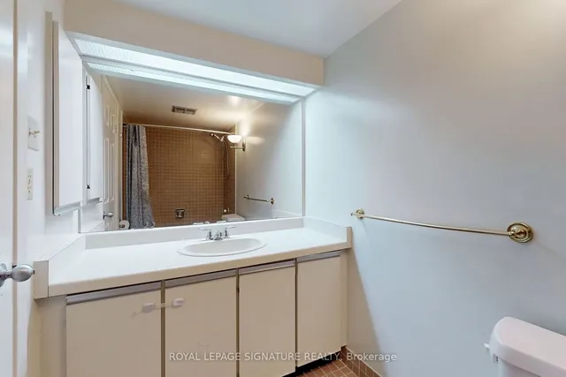 Additional image 31 of 360 Bloor St Unit 1107