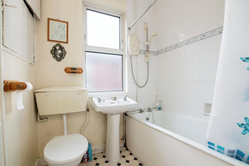 Additional image 11 of Waterloo Road, Smethwick, B66