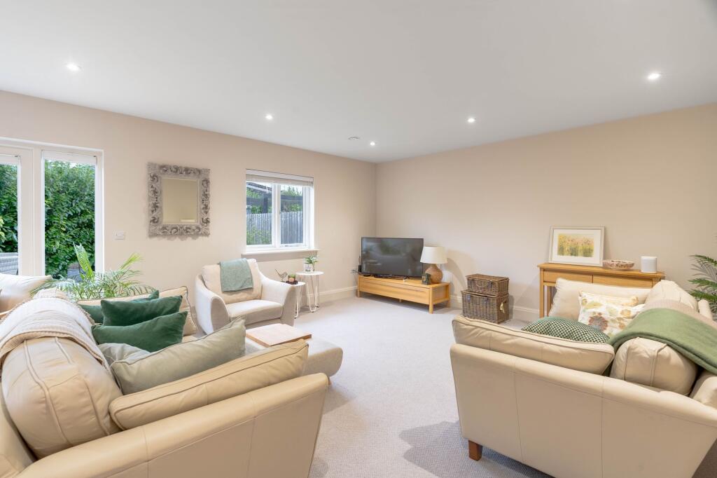 Additional image 8 of Middle Watch, Swavesey, CB24