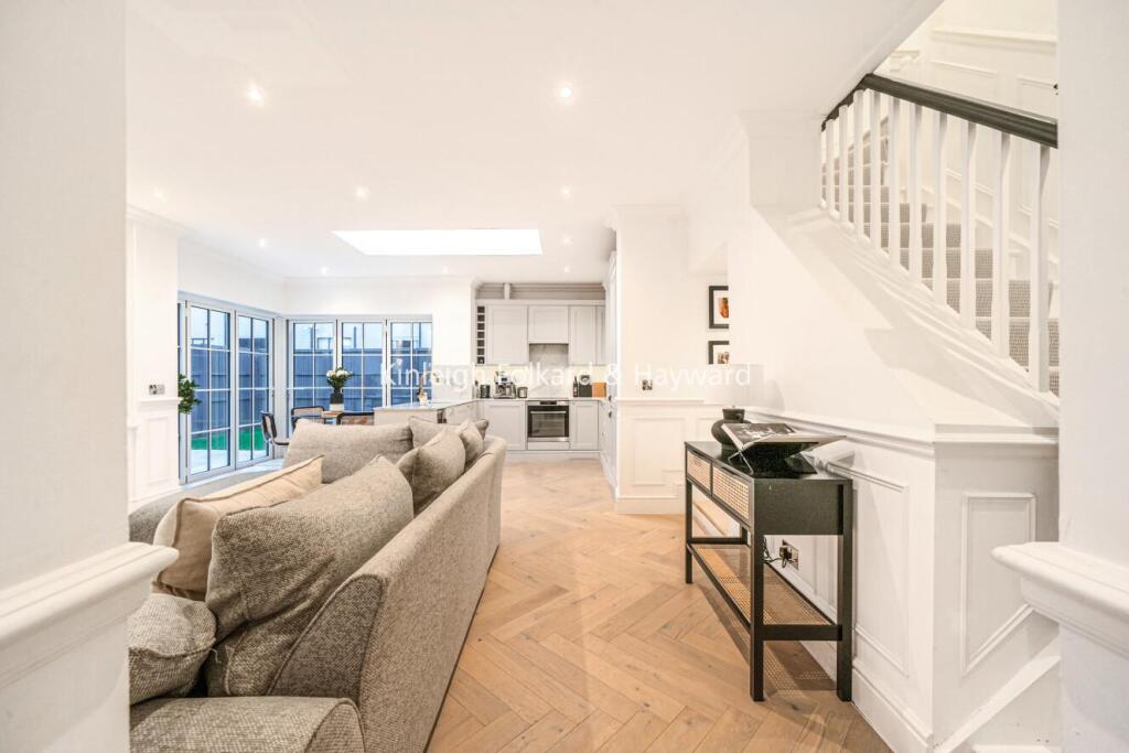 Additional image 11 of Croydon Road, Keston