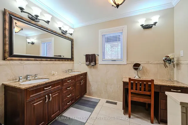 Additional image 23 of 6 Leone Lane