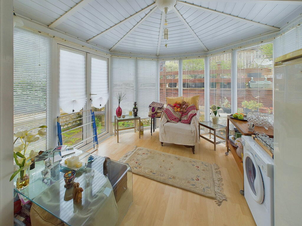 Additional image 7 of Amberley Close, Shoreham by Sea