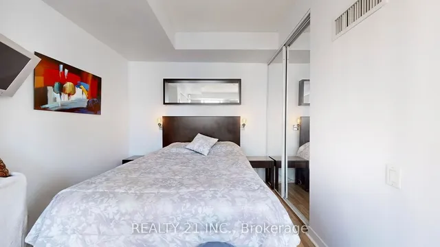 Additional image 17 of 8 Colborne St Unit 2505