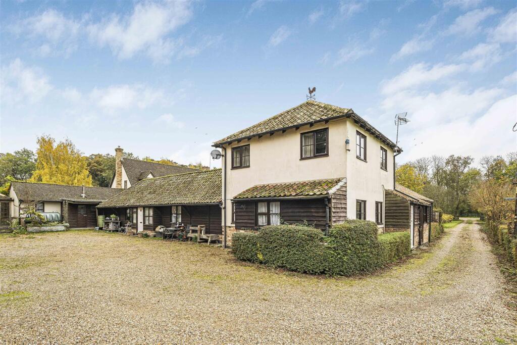 Additional image 58 of The Avenue, Madingley