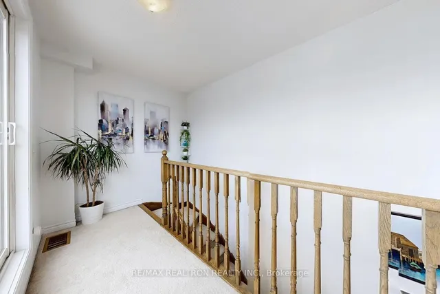 Additional image 26 of 418 Athabasca Common